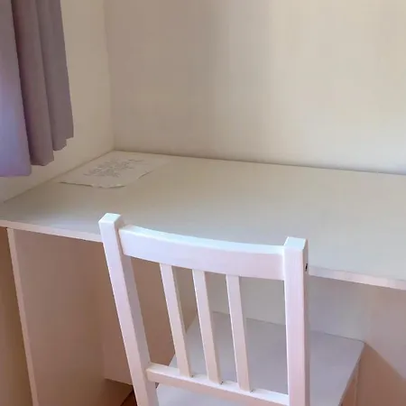 Pratique Et Calme Dans Centre De Evry *